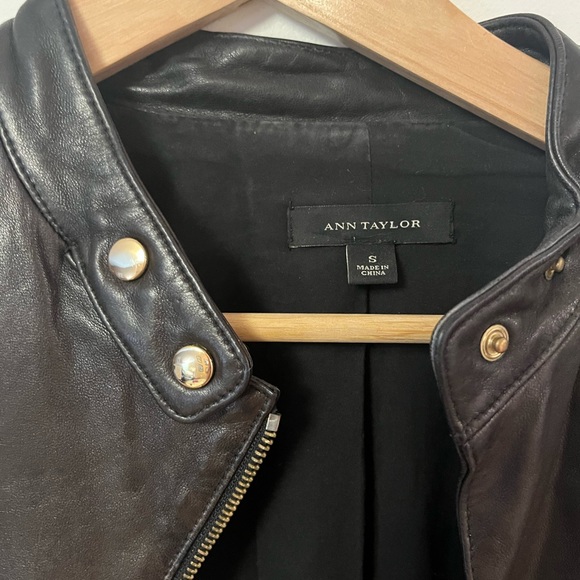 Anne Taylor Lamb Leather Jacket - Picture 5 of 6